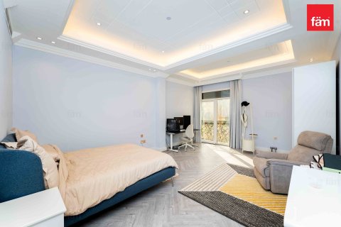 Villa à Dubai, 5 chambres, 1084.4 m², № 41742 - photo 20