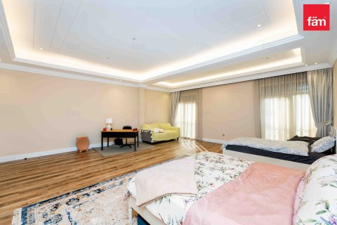 Villa à Dubai, 5 chambres, 1084.4 m², № 41742 - photo 14