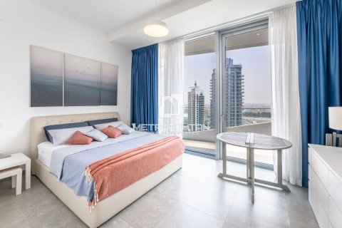 Apartment in Dubai Marina, Dubai 1 bedroom, 95 sq.m. № 72709 - photo 3