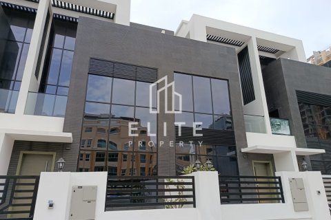 Maison de ville à District 10, Jumeirah Village Circle, Dubai, 4 chambres, 283 m², № 121576