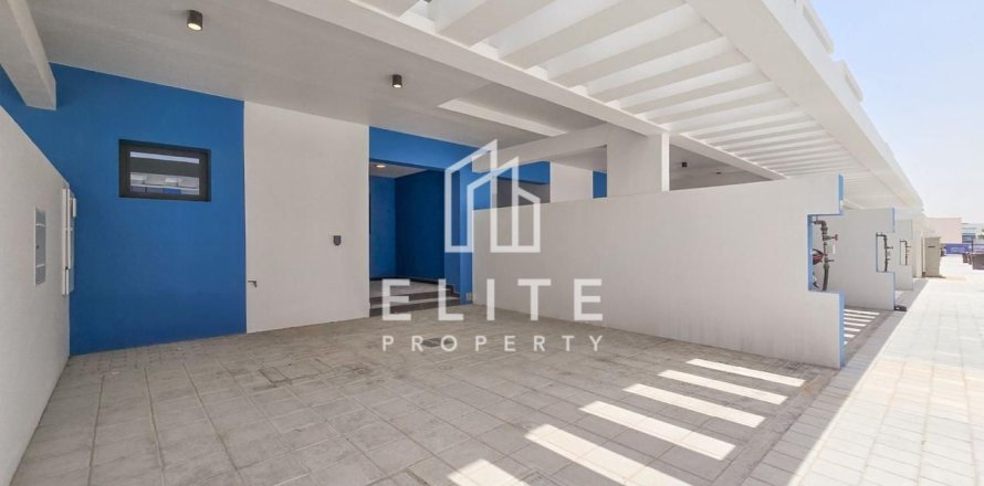 Maison de ville à Damac Lagoons, Dubai, 5 chambres, 144 m², № 121578