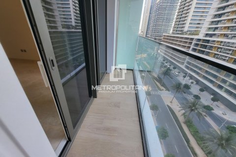 Apartamento en EMAAR Beachfront, Dubai Harbour, Dubai, 1 dormitorio, 68 m², № 16125 - foto 1