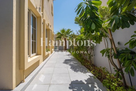 Villa in The Springs, Dubai 2 bedrooms, 166.66798200 sq.m. № 63524 - photo 6