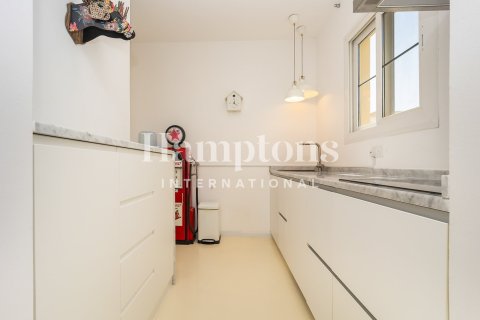 Villa in The Springs, Dubai 2 bedrooms, 166.66798200 sq.m. № 63524 - photo 10