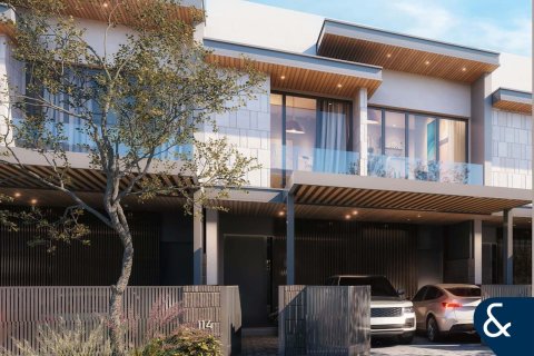 Купить таунхаус в Джумейра Гольф Эстейтс, Дубай: 4 спальни, 393м², № 74801 - фото 2