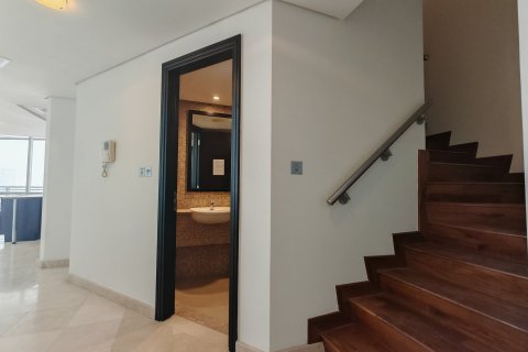 Apartment in Dubai 1 bedroom, 153 sq.m. № 97215 - photo 16