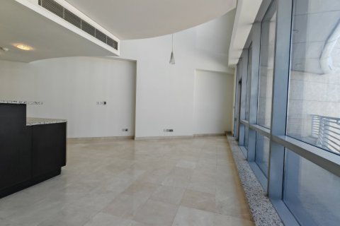 Apartment in Dubai 1 bedroom, 153 sq.m. № 97215 - photo 14