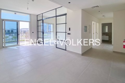 Apartment in Dubai 2 bedrooms, 68 sq.m. № 97219