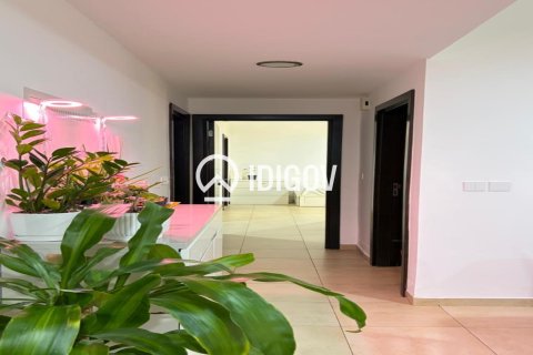 Apartment in Remraam, Dubai 2 bedrooms, 93.37 sq.m. № 120887 - photo 9