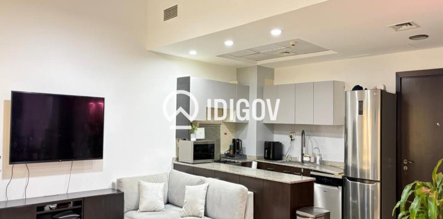Apartment in Remraam, Dubai 2 bedrooms, 93.37 sq.m. № 120887