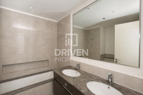 Apartment in Forte, Downtown Dubai (Downtown Burj Dubai), Dubai 2 bedrooms, 103.12 sq.m. № 129104 - photo 8