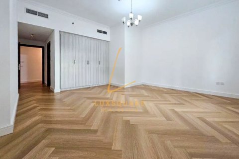 Apartment in Jumeirah Village Circle, Dubai 2 bedrooms, 127 sq.m. № 101319 - photo 3