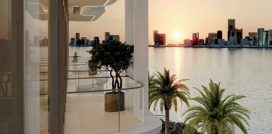 Apartment in Dubai 4 bedrooms, 235 sq.m. № 101325
