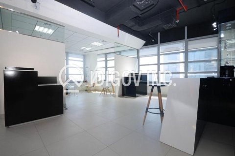 Снять в аренду офис в Бизнес-Бэе, Дубай: 89м², № 38316 - фото 11