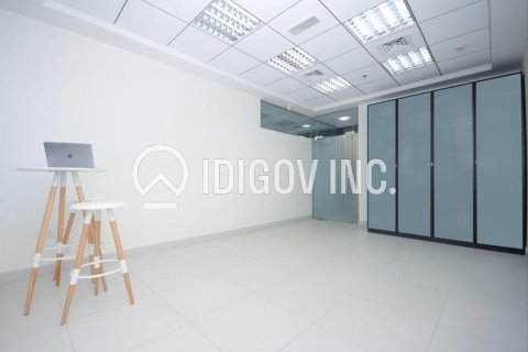 Снять в аренду офис в Бизнес-Бэе, Дубай: 89м², № 38316 - фото 3