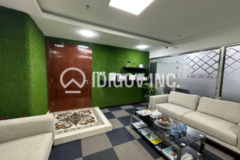 Office in Business Bay, Dubai 81 sq.m. № 38318 - photo 2