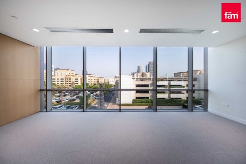 Снять в аренду офис в Sheikh Zayed Road, Дубай: 352.7м², № 52389 - фото 7