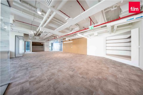 Снять в аренду офис в Sheikh Zayed Road, Дубай: 352.7м², № 52389 - фото 2