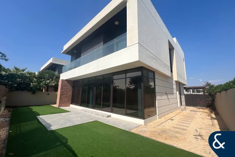 Villa en DAMAC Hills (Akoya by DAMAC), Dubai, 5 dormitorios, 450 m², № 79217 - foto 1