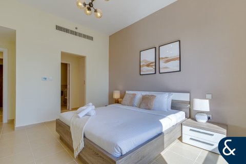 Apartment in Jumeirah Beach Residence, Dubai 2 bedrooms, 131 sq.m. № 79219 - photo 5
