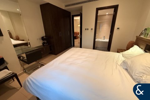 Apartment in Jumeirah Lake Towers, Dubai 2 bedrooms, 91 sq.m. № 79214 - photo 5