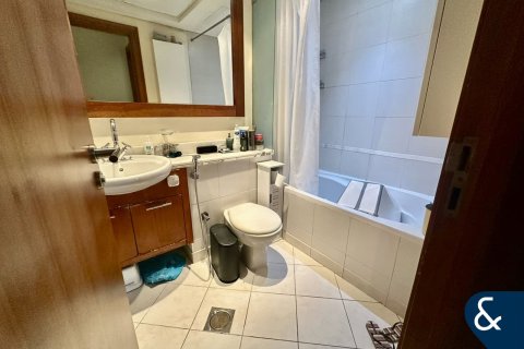 Appartement à Golf Towers, The Views, Dubai, 1 chambre, 89 m², № 79215 - photo 8