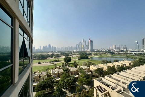 Appartement à Golf Towers, The Views, Dubai, 1 chambre, 89 m², № 79215 - photo 1