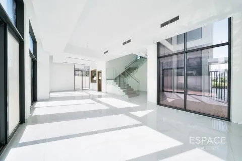 Купить виллу в Al Furjan, Дубай: 4 спальни, 376м², № 71101 - фото 3