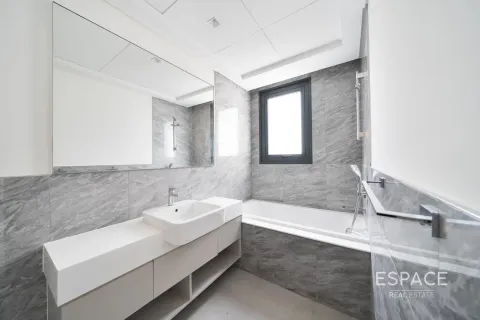 Купить виллу в Al Furjan, Дубай: 4 спальни, 376м², № 71101 - фото 16