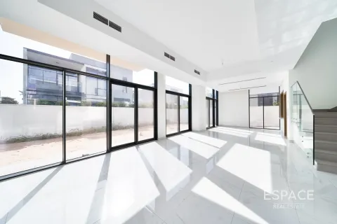 Купить виллу в Al Furjan, Дубай: 4 спальни, 376м², № 71101 - фото 2