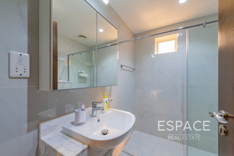 Купить виллу в Джумейра Вилладж Серкл, Дубай: 3 спальни, 446м², № 71102 - фото 16