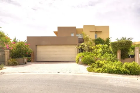 Купить виллу в Saheel, Арабиан Ранчес, Дубай: 5 спален, 607м², № 71104 - фото 12