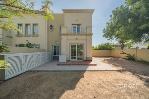 Купить виллу в Springs 2, The Springs, Дубай: 3 спальни, 209м², № 71100 - фото 2