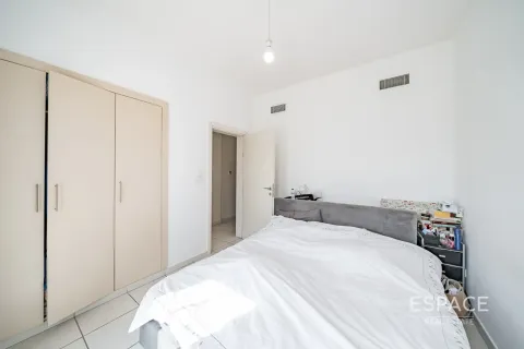 Купить виллу в Springs 2, The Springs, Дубай: 3 спальни, 209м², № 71100 - фото 17