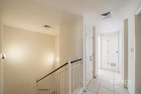 Купить виллу в Springs 2, The Springs, Дубай: 3 спальни, 209м², № 71100 - фото 9