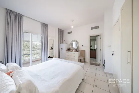 Купить виллу в Springs 2, The Springs, Дубай: 3 спальни, 209м², № 71100 - фото 12