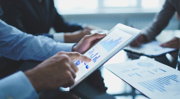 سوق العقارات في دبي يحافظ على وتيرة نشطة: تم تسجيل صفقات بقيمة 3.2 مليار دولار خلال أسبوع