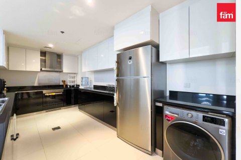 Apartment in Dubai Marina, Dubai 3 bedrooms, 175.4 sq.m. № 76841 - photo 9