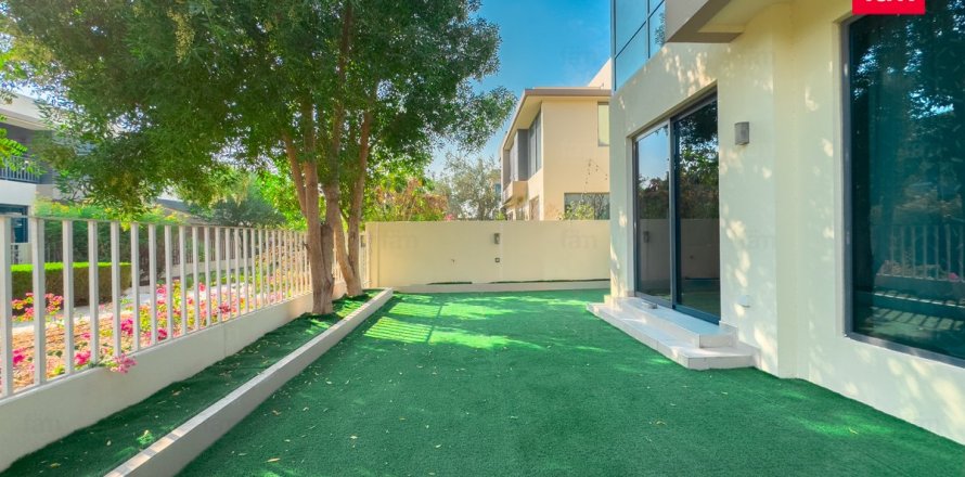 Villa à Dubai Hills Estate, Dubai, 5 chambres, 278.4 m², № 76838