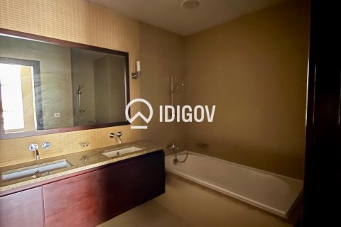 Apartamento en Tiara Residences, Palm Jumeirah, Dubai, 3 dormitorios, 210.43 m², № 121015 - foto 9