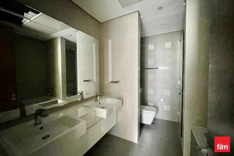 Apartment in Business Bay, Dubai 2 bedrooms, 144.8 sq.m. № 111711 - photo 6