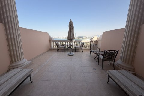 Apartment in Palm Jumeirah, Dubai 101 sq.m. № 99344 - photo 6