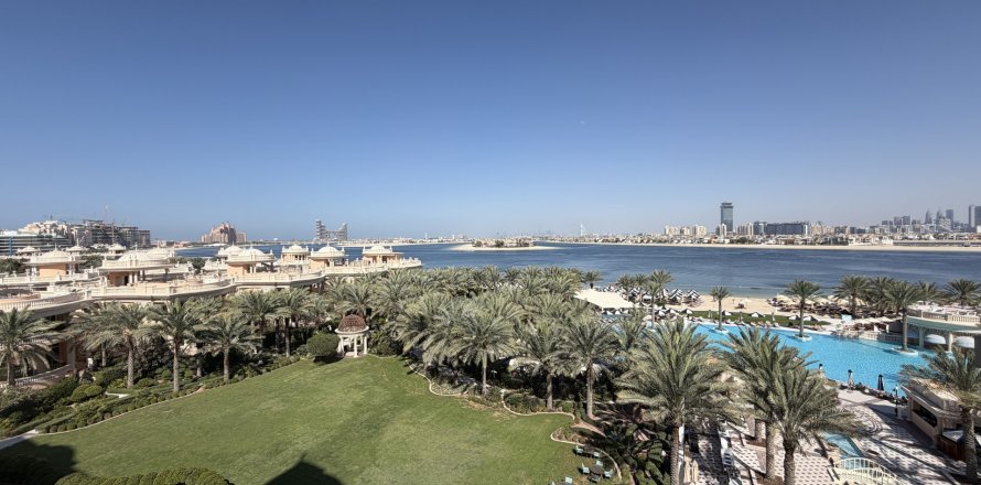 Appartement à Palm Jumeirah, Dubai, 1 chambre, 170 m², № 99348