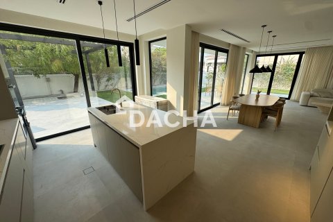 Villa in Jumeirah Village Triangle, Dubai 5 bedrooms, 316 sq.m. № 141391 - photo 7