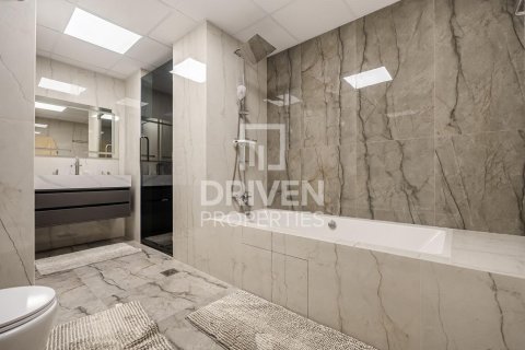 Купить квартиру в Джумейра Бич Резиденс, Дубай: 2 спальни, 158.31м², № 134301 - фото 2