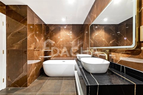 Купить квартиру в The Crescent, Пальма Джумейра, Дубай: 2 спальни, 121м², № 104814 - фото 11