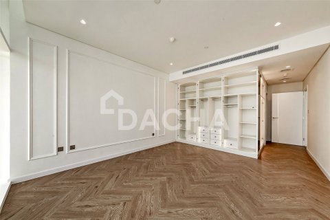 Купить квартиру в The Crescent, Пальма Джумейра, Дубай: 2 спальни, 121м², № 104814 - фото 15