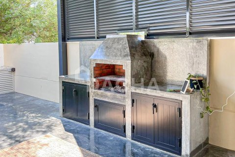 Купить виллу в Town Square, Дубай: 3 спальни, 204м², № 104682 - фото 11