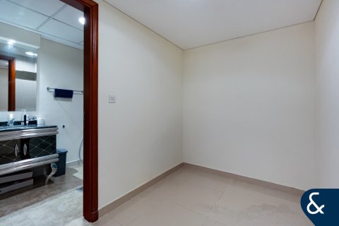 Apartment in Park Towers, DIFC, Dubai 3 bedrooms, 177 sq.m. № 91239 - photo 20