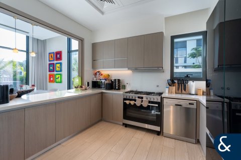 Villa en Al Furjan, Dubai, 4 dormitorios, 244 m², № 91236 - foto 5